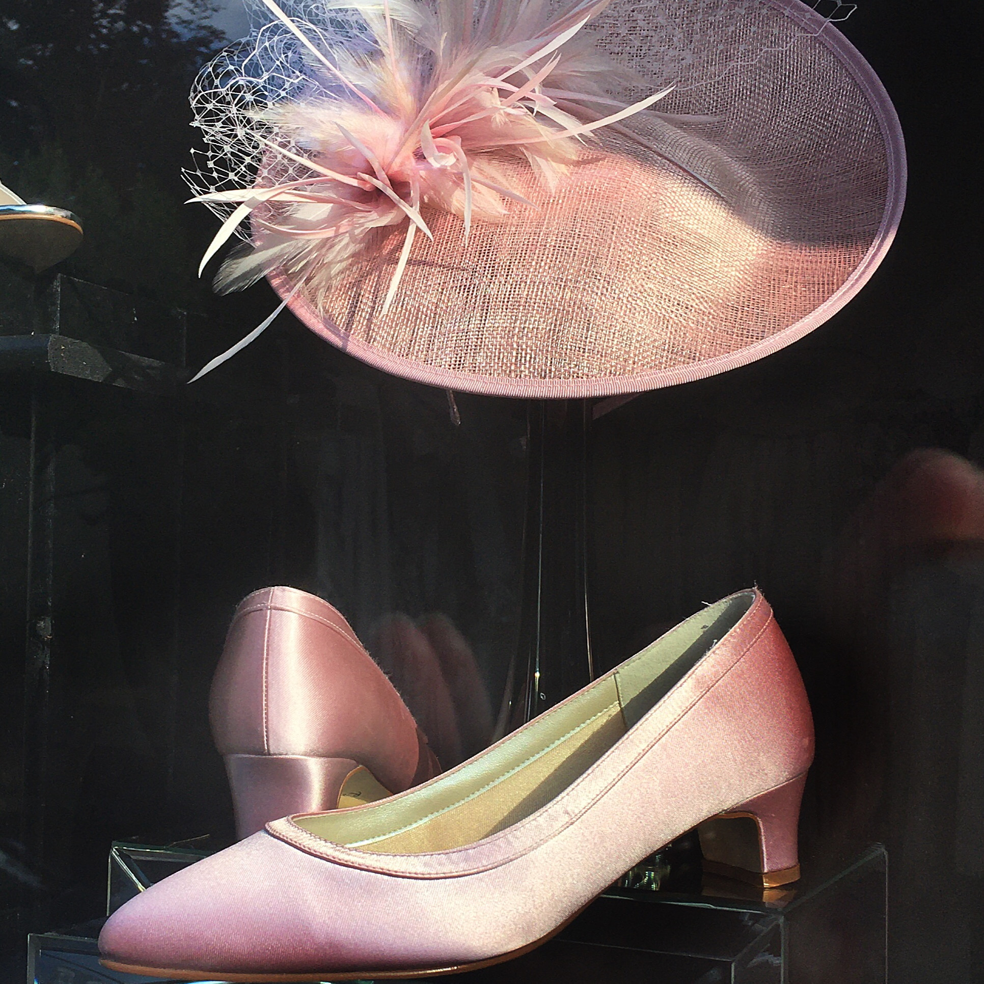 
Rainbow Club Giselle